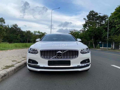 chính chủ bán volvo S90 bản ultimate 2023