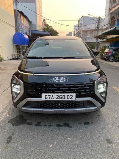 Hyundai Stargazer 2022 Đen 76000 km