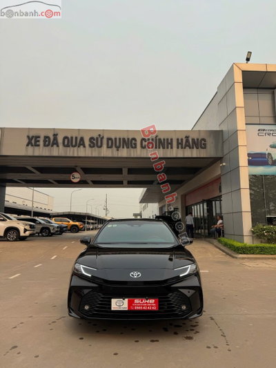 Xe Toyota Camry 2.0Q 2025