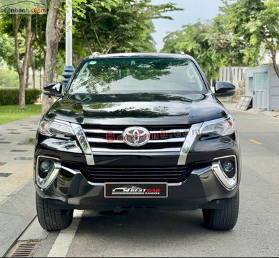 Xe Toyota Fortuner 2.4G 4x2 AT 2019