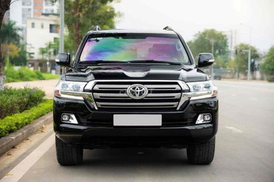 Toyota Land Cruiser LC200 2019 Công Ty