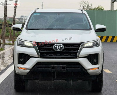 Xe Toyota Fortuner 2.4L 4x2 AT 2023