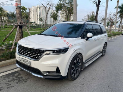 Xe Kia Carnival Signature 2.2D 2022