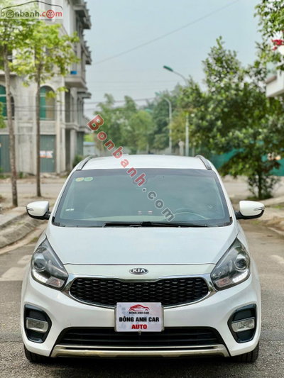 Xe Kia Rondo GAT Deluxe 2021