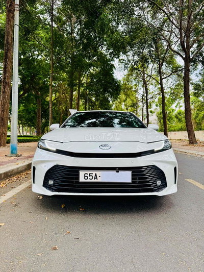 Camry 2.0Q - SX 2024 (model 2025) Siêu Lướt