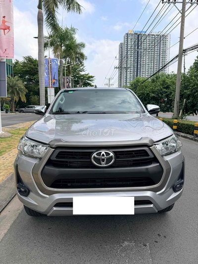 Toyota Hilux 2021 2.4E AT 1 cầu 1 Chủ Zin Đẹp
