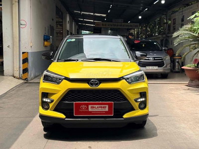 Toyota Raize 2024 Vàng đen 5.814 km, biển TP
