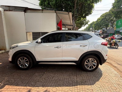 Hyundai Tucson 2018 2.0 bản xăng