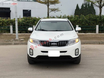 Xe Kia Sorento 2.4 GAT Deluxe 2019