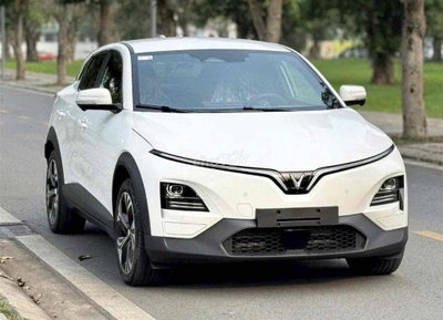VinFast VF6 Plus Trắng, Hỗ trợ vay bao đậu, 100Tr