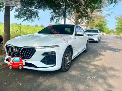 Xe VinFast Lux A 2.0 Tiêu chuẩn 2022