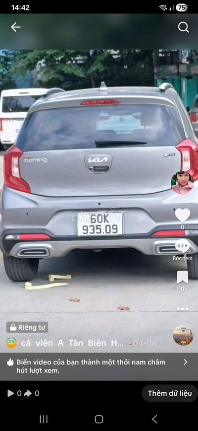 Kia Morning màu Xám