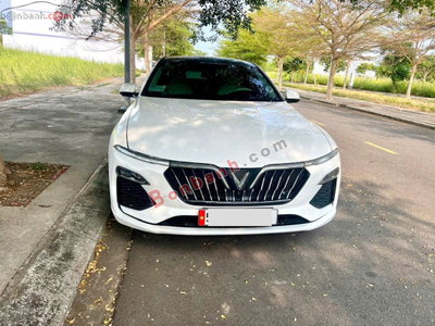 Xe VinFast Lux A 2.0 Tiêu chuẩn 2022