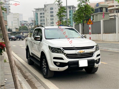 Xe Chevrolet Colorado High Country 2.8L 4x4 AT 2018