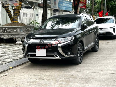 Xe Mitsubishi Outlander 2.0 CVT 2021