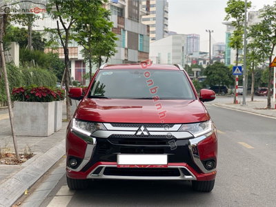 Xe Mitsubishi Outlander 2.0 CVT 2022