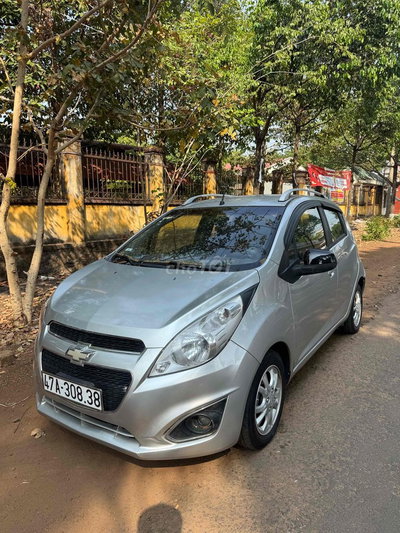 Chevrolet Spark Số tự động Bạc