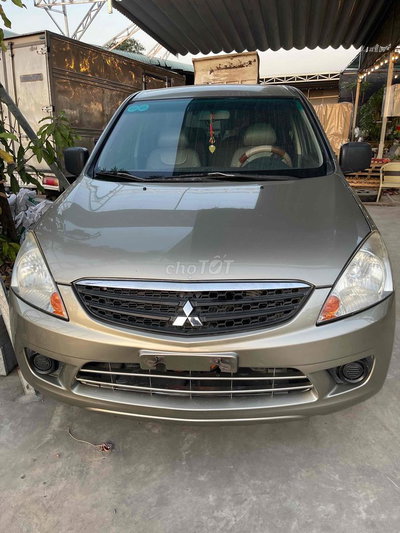 Mitsubishi Zinger 2009 Vàng cát