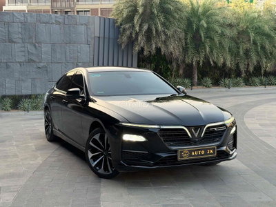 Vinfast LuxA 2.0 Premium 2019 lướt 70k km zin 99%