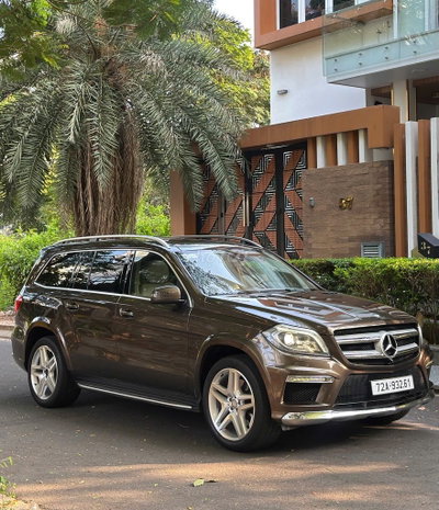Merc 7 chỗ GL500 AMG 4Matic Model 2015 giá 9XX !
