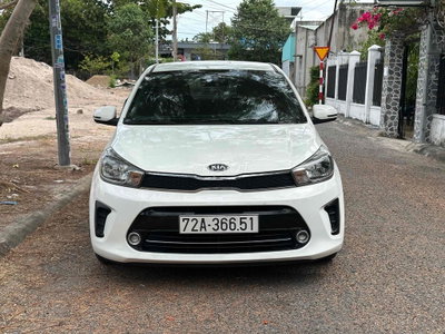 Kia Soluto 2019 Trắng