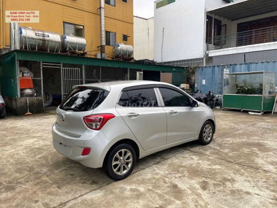 Hyundai i10 2014 Bạc Số sàn