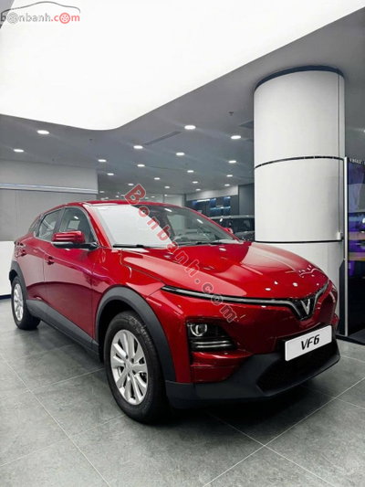 Xe VinFast VF6 Eco 2026