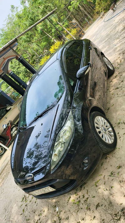 Ford Fiesta 2012 Đen Số sàn