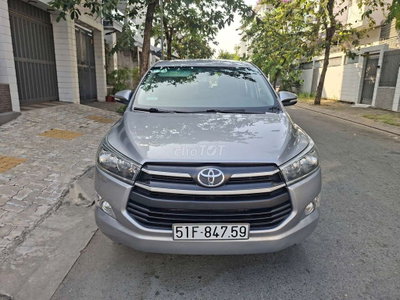 Toyota Innova E 2017 Bạc