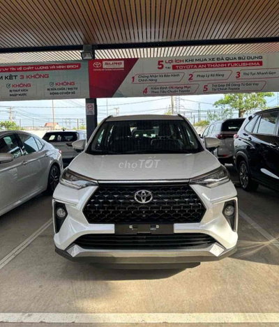 Toyota Veloz Top Trắng giao ngay-Trả góp 0%
