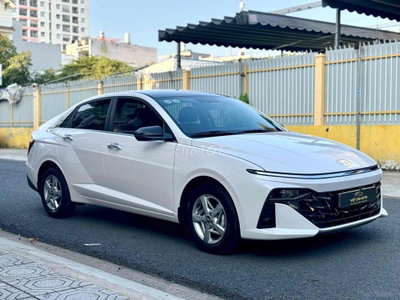 Hyundai Accent 1.5 AT 2025