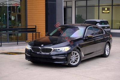 Xe BMW 5 Series 520i 2018
