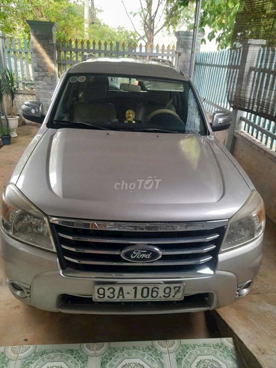 Ford Everest 2012