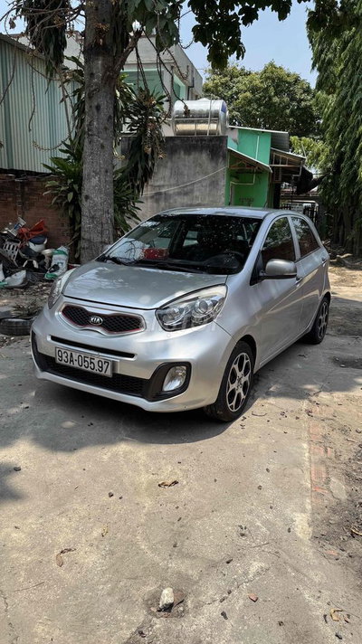 Kia Morning số sàn bản đủ