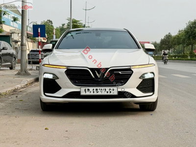 Xe VinFast Lux A 2.0 Tiêu chuẩn 2022