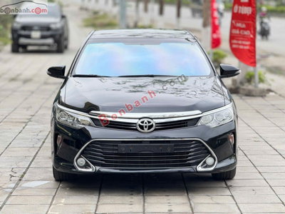 Xe Toyota Camry 2.0E 2018