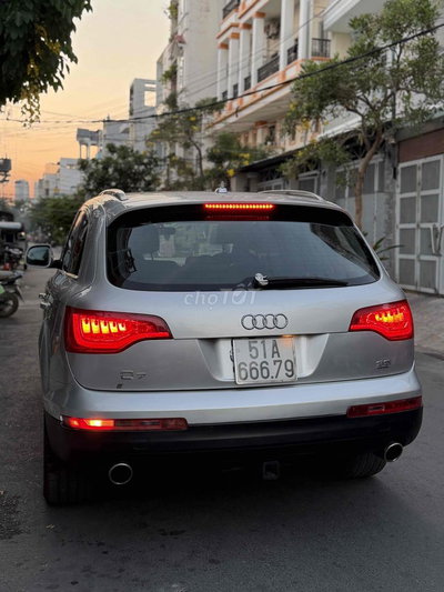 Audi Q7 Quattro 3.6 Premium 2010 Bạc