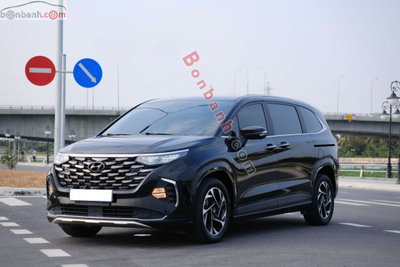 Xe Hyundai Custin Đặc Biệt 1.5T 2023