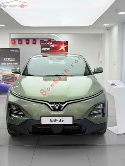 Xe VinFast VF6 Eco 2026