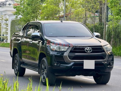Xe Toyota Hilux 2.4L 4x2 AT 2020