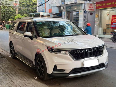 Xe Kia Carnival Luxury 2.2D 2023