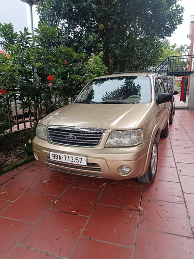 nhương vợ 2 Ford Escape Vàng cát 2.3 cho ae