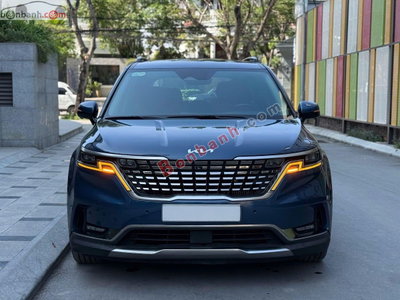 Xe Kia Carnival Signature 2.2D 2022