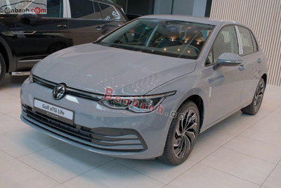 Xe Volkswagen Golf 1.5 eTSI Life 2024