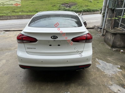 Xe Kia Cerato 1.6 AT 2017