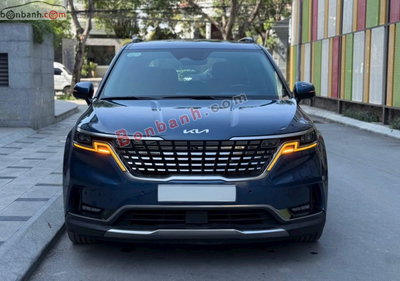 Xe Kia Carnival Signature 2.2D 2022