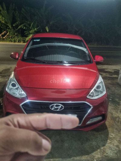 Hyundai Đỏ