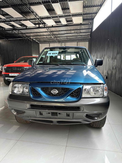 Nissan Terrano Xanh Số sàn