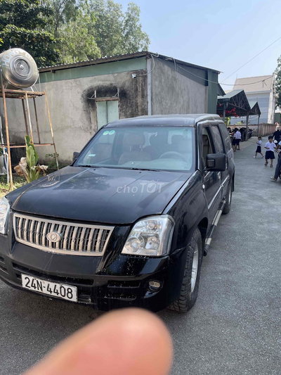 Foton 2008 7 chỗ Đen