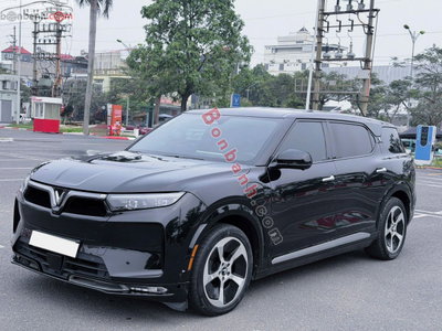 Xe VinFast VF9 Eco 2024